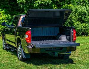 Stowe Cargo Systems - 2022-2025 Toyota Tundra Tonneau Cover/Toolbox Combo (5' 5" Bed) | Stowe 2-in-1 #T255010 - Image 2